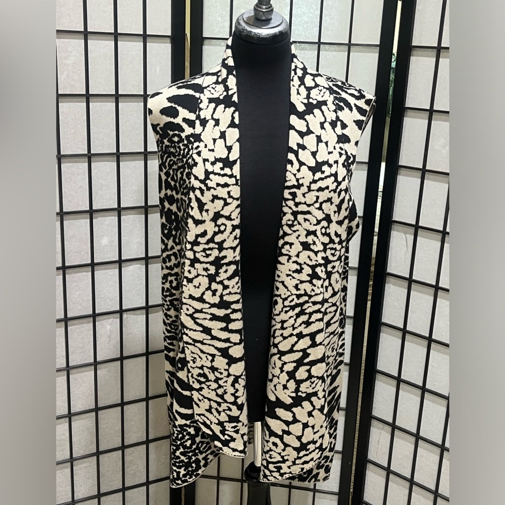 KAREN HART Black & Cream Animal Print Sleeveless OPEN CARDIGAN SIZE L